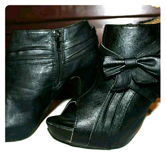 Etcetera Shoes - 8.5 Open Toe boot heel Etc!